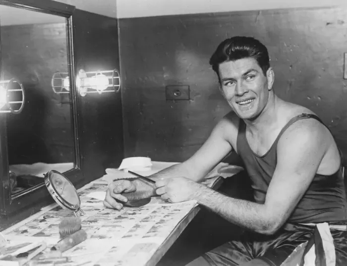 Framed Print : Worlds heavyweight champion embarks on a Vaudeville tour. Gene Tunney emphasized Framed Print : Worlds heavyweight champion embarks on a Vaudeville tour. Gene Tunney emphasized