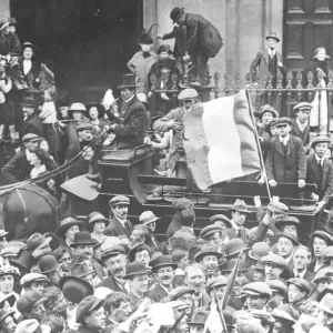1916 Easter Rebellion Print: Prisoners Return to Dublin 1917