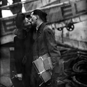 1940s romance. The Cunard White Star liner Queen Elizabeth completed her last voyage