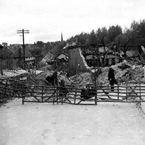 Bomb damage, Alexanders Farm, Eynsford 30th September 1940