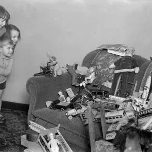 A christmas study - an unauthorised peep at the treasurs to come. 12 December 1930
