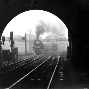 Cock o the North Print approaching a tunnel