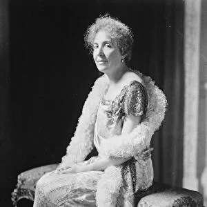 To entertain British Premier. Lady Isabella Howard, wife of the British Ambassador to the US