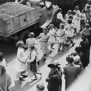 Entertainment: English Folk Dancing. Boys and girls, or girls and girls, clad in festive white Entertainment: English Folk Dancing. Boys and girls, or girls and girls, clad in festive white