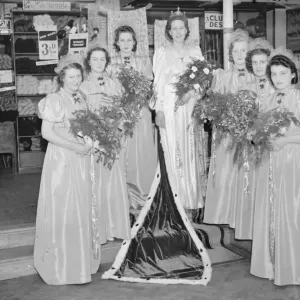 The Erith carnival queen with her attendants. 1939