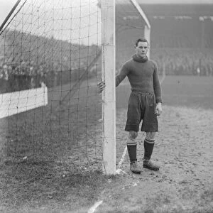 Ernie Beecham, Fulham goalkeeper ( Association footballer ) 6 February 1926