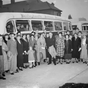 Black and white print of a group visit to Southend in 1937 Black and white print of a group visit to Southend in 1937