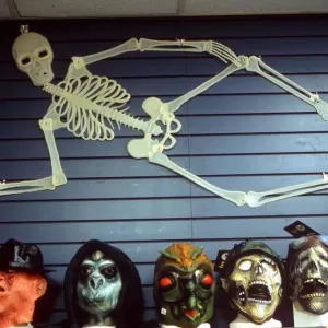 Festivals - Halloween - window display in a store in the United States of America Festivals - Halloween - window display in a store in the United States of America