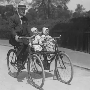 At the Great Wheelers Rally in London an example of the novel cycle perambulator At the Great Wheelers Rally in London an example of the novel cycle perambulator