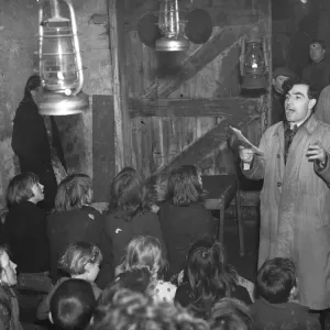 Gypsy childrens Sunday school in the cow shed in St Mary Cray. Gypsy Williams talking Gypsy childrens Sunday school in the cow shed in St Mary Cray. Gypsy Williams talking