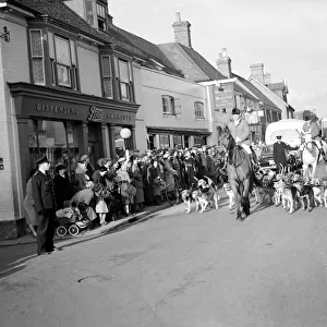 The High Street was a little crowded at Edenbridge, Kent. When the Old Surrey