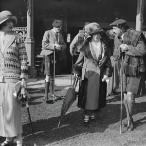 Collections: Fashionistas