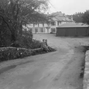 The Hotel, Two Bridges ( Dartmoor ) 1926 The Hotel, Two Bridges ( Dartmoor ) 1926