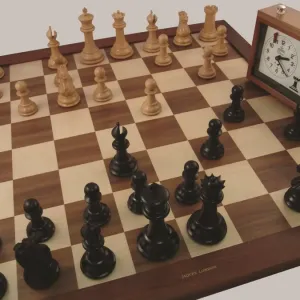 Jaques Classic Staughton Chess Set ?2005 TopFoto / Jaques Jaques Classic Staughton Chess Set ?2005 TopFoto / Jaques