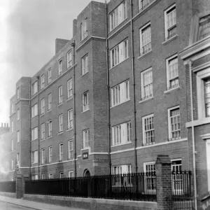 Jewish Board of Guardians new housing estate, Lincolon Street, Mile End Road, East London Jewish Board of Guardians new housing estate, Lincolon Street, Mile End Road, East London