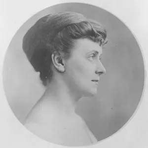 The lady on the medal. Mme Saima Neovi, a characteristic type of Swedish beauty