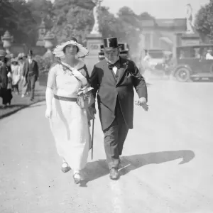 Lady Rachel Cavendish weds the Hon James Gray Stuart at Edensor, near Chatsworth Lady Rachel Cavendish weds the Hon James Gray Stuart at Edensor, near Chatsworth