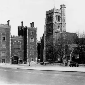 Lambeth Parish Church and entrance to Lambeth Palace