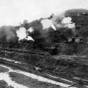 Loading a landslide onto a train, Panama Loading a landslide onto a train, Panama
