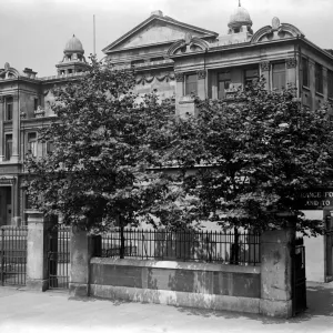 London. The Peoples Palace, now the Queens Building, QMLU (Queen Mary University of London