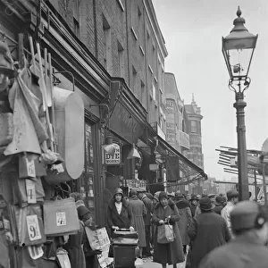 London - The Typical Street Market scene, Lambeth Walk 18 October 1932 History