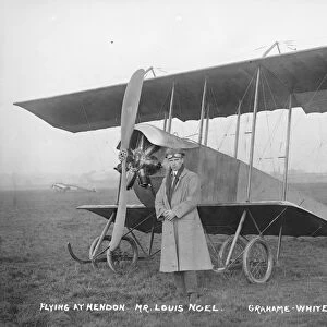 Louis Noel flying at Hendon and his Graham White tractor biplane 18 June 1921
