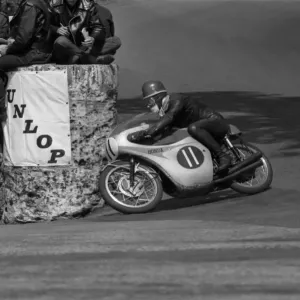 Luigi Taveri on Honda at Governors Bridge Print Luigi Taveri on Honda at Governors Bridge Print