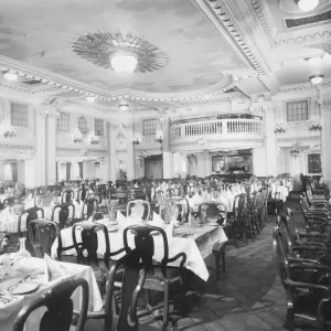 M V Alcantara. 1st Class Dining Saloon. 1927 M V Alcantara. 1st Class Dining Saloon. 1927