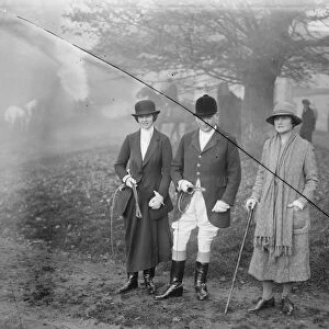 Meet of the Whaddon Chase at Creslow. The Earl of Orkney ( the MFH ), the Countess of Orkney