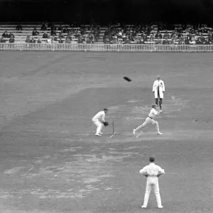 Middlesex V Kent at Lords. Murrell (Middlesex) keeping wicket. 13 May 1920 Middlesex V Kent at Lords. Murrell (Middlesex) keeping wicket. 13 May 1920