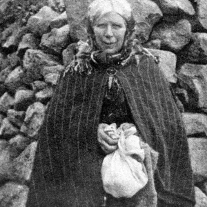 Print of a St Kilda woman selling sea-bird eggs, 6 September 1930