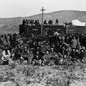 Paymasters car at Blue Creek Station. From 250 in 1865 the construction forces grew to 10