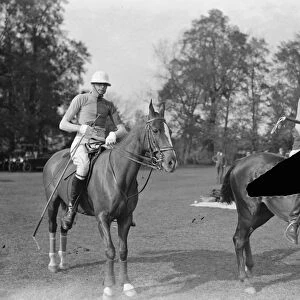 Polo at Worcester Park. Col F V Wyllie, M F H ( Scopwicks ). 1925