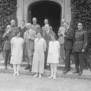 Premier entertains French air Aces at Chequers. Mr Ramsay MacDonald with his daughters Premier entertains French air Aces at Chequers. Mr Ramsay MacDonald with his daughters