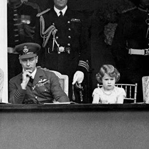 Princess Elizabeth with her mother Queen Elizabeth and father King George VI visits