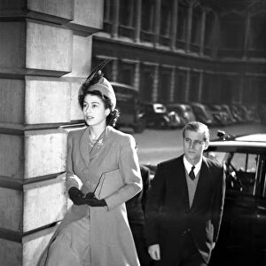 Princess Elizabeth and Prince Philip paid a visit to the Royal Academy to see the