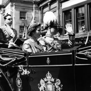 Print of the Queen and Duke of Edinburgh leaving St Giles Cathedral Print of the Queen and Duke of Edinburgh leaving St Giles Cathedral