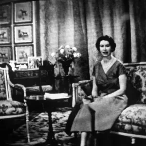 Queen Elizabeth II Christmas Day Broadcast Print Queen Elizabeth II Christmas Day Broadcast Print