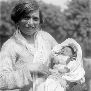 A Romany Gypsy Mother with Baby at Epsom Races Print A Romany Gypsy Mother with Baby at Epsom Races Print