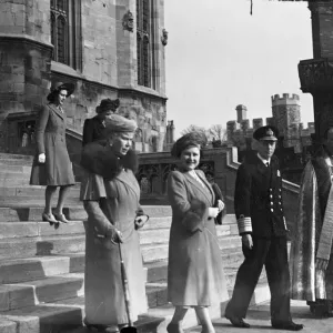 1946