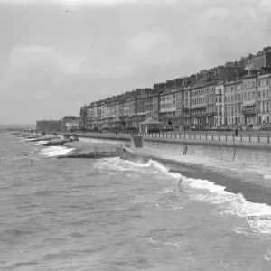 The seafront at St Leonards - on - Sea. 1925 The seafront at St Leonards - on - Sea. 1925