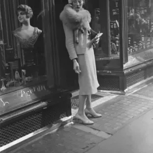 Bond Street Shopping Print Bond Street Shopping Print