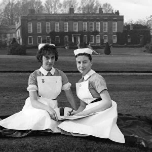 Sidcup Nurses are off to Australia Two nurses from Queen Marys Hospital in Sidcup