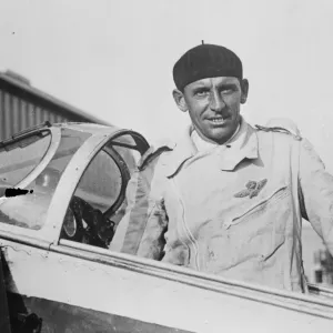 Signor Steppani breaks world long distance record for flying boats. October 1934 Signor Steppani breaks world long distance record for flying boats. October 1934