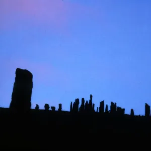 The skimming of the Moon ( saros circle ) at the circle of Callanish, Isle of Lewis