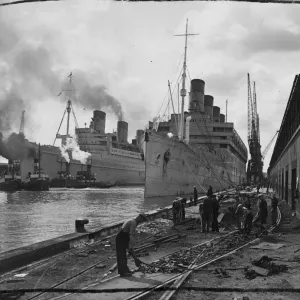 Black and white print of Southampton's Ocean Dock