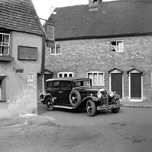 Tight Squeeze (Motors, Shoreham) 1934