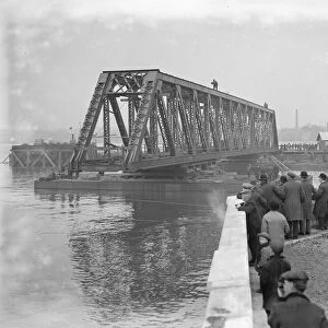 Tilbury, 450 tons road bridge, constructed by the Cleveland bridge and engineering co ltd