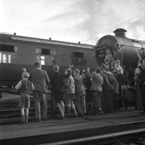Trainspotters Club Outing Young members of the trainspotters club admire the steam Trainspotters Club Outing Young members of the trainspotters club admire the steam