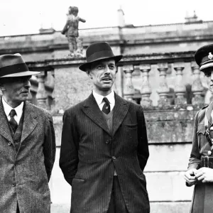 Viscount Savernake Print, a photograph of three generations Viscount Savernake Print, a photograph of three generations